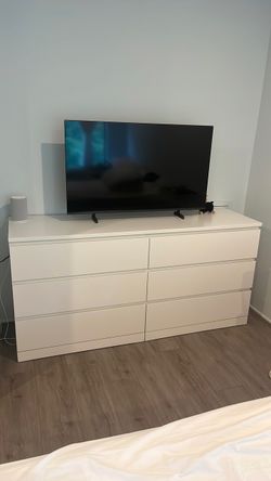 White Wide Dresser