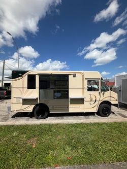 Mobile coffee shop