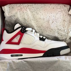 Jordan 4 Retro