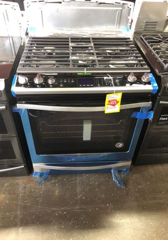 Brand New Whirlpool Gas Slide In Stove (Model:WEG745H0FS)
