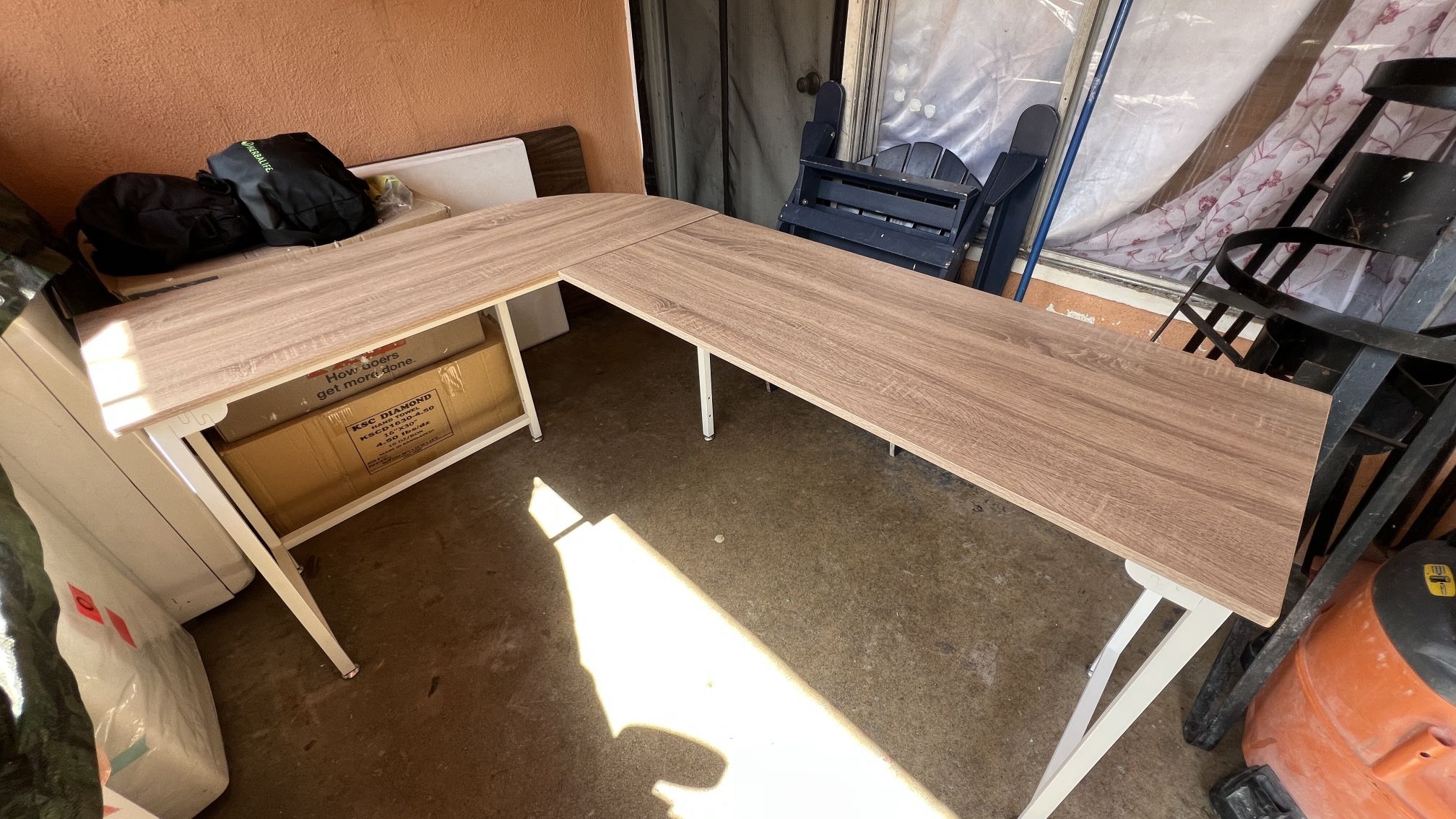 Coner Desk