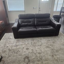 6 Foot Leather Reclining Sofa
