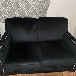 Beautiful loveseat