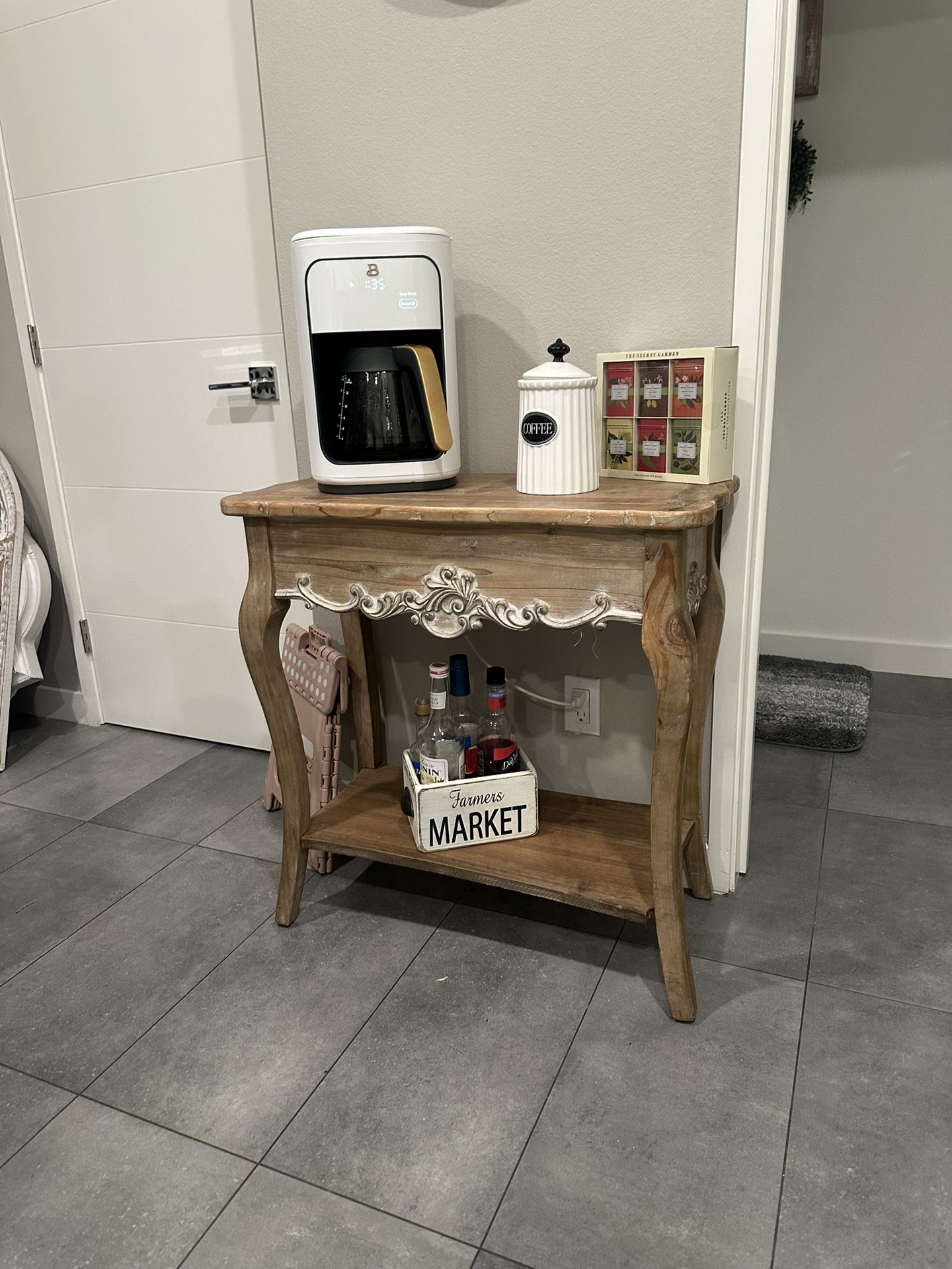 Accent Table 