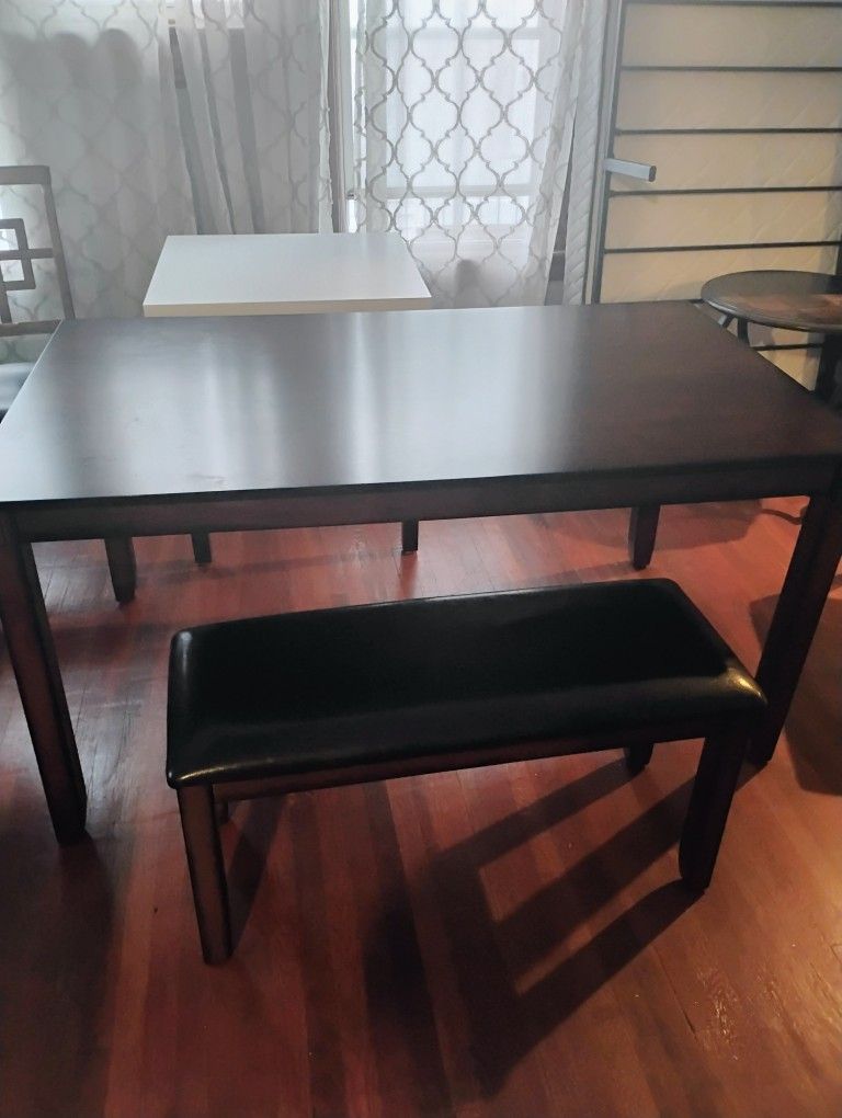 Dining Table Set