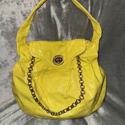 Marc Jacob’s Yellow Patent Leather Handbag