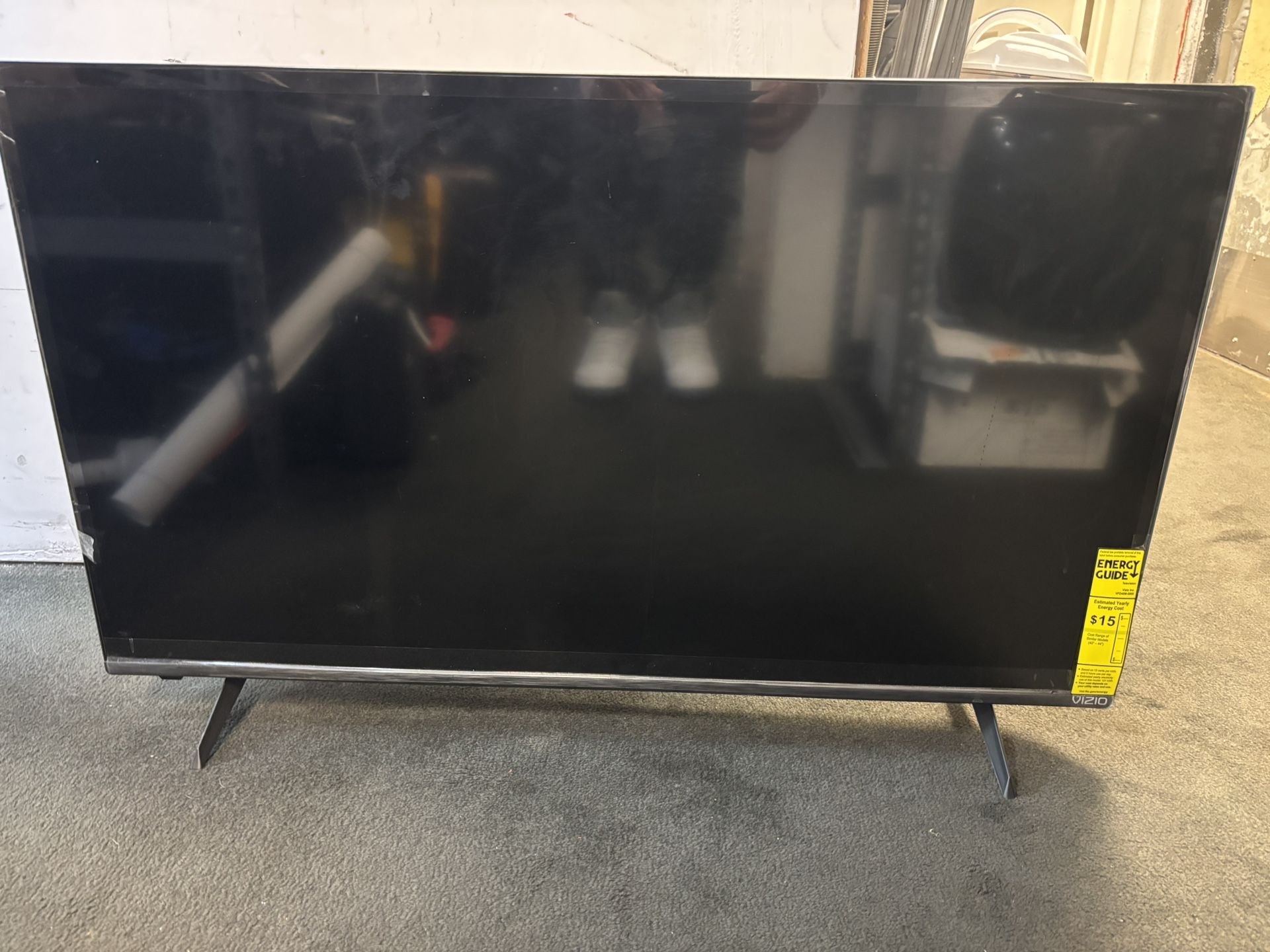 VIZIO TV 40”