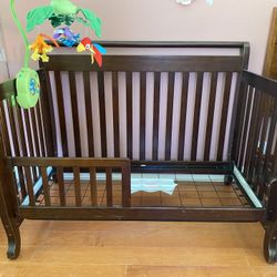 Infant Toddler Kids Bed + Changing Table 