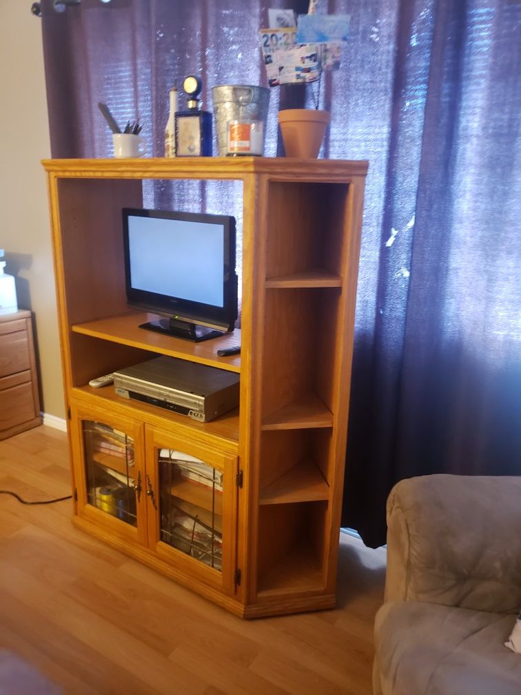 Free Oak TV Stand