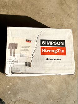 Simpson Strong - Tie CCQ46SDS2.5-R Column Cap For 4x Beam 6x Post With Screws
