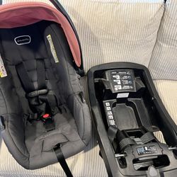 evenflo carseat with base