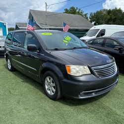 2012 Chrysler Town & Country