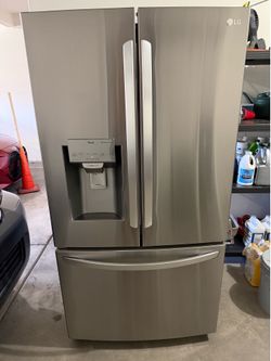 LG 26.2 cu ft French Door Refrigerator