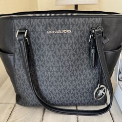 Micheal Kors Purse Watch Bracelet Earring Matching Set