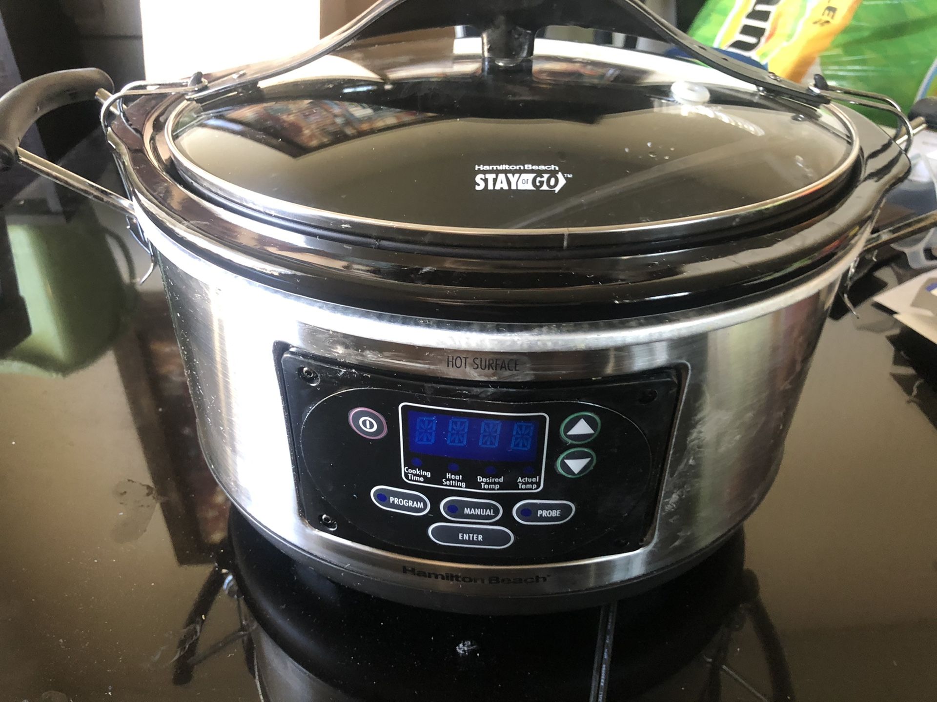 Hamilton beach 6qt. Digital slow cooker. Works perfectly