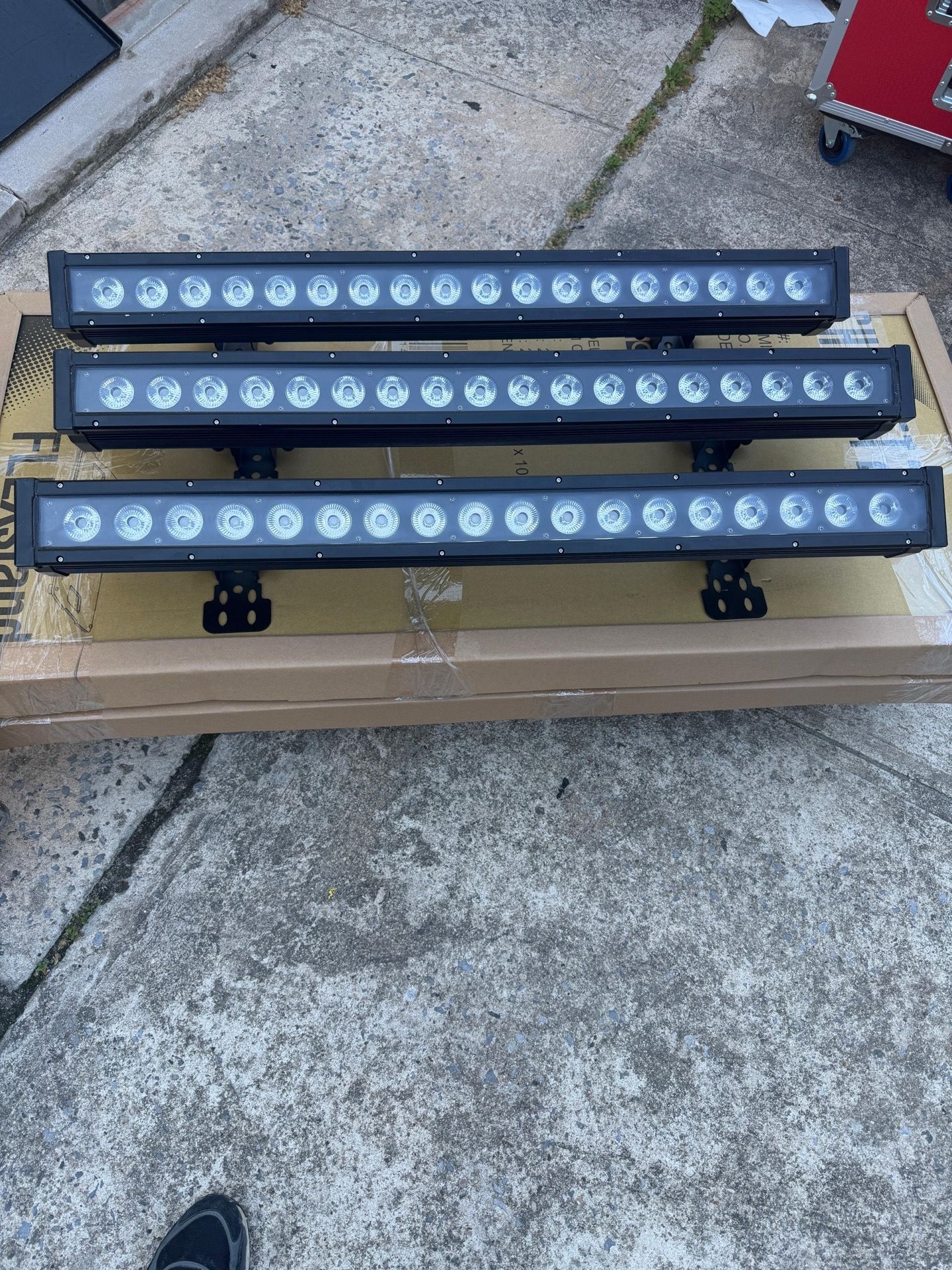 Light Bar 18Q (6 Unit) With Case /WaterProof IP65
