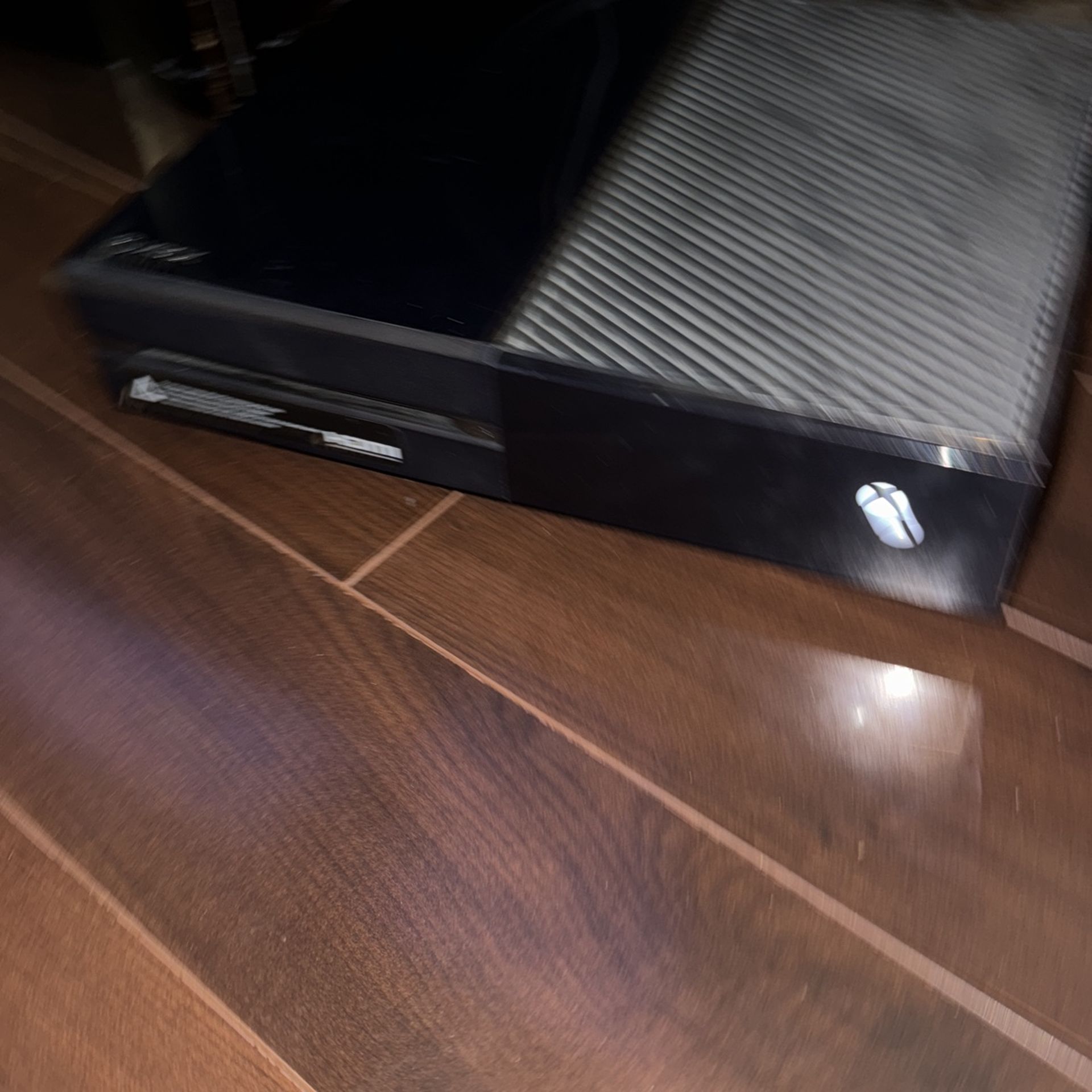 Xbox One And Xbox 360 Plus 4 Games -$200 OBO
