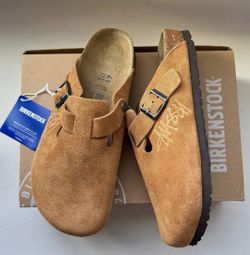 Birkenstock Clogs Brand New Never Been Worn Size 7 In Women 
