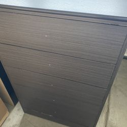 Grey Chest 5pc 