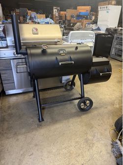 Bbq grill charcoal and smoker  Oklahoma joes n