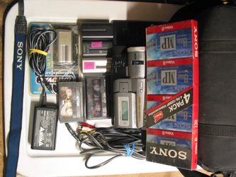 Sony DCR-TRV103 Digital8 Hi8 Video8 Camcorder Player Transfer Playback 8mm Tape Camera