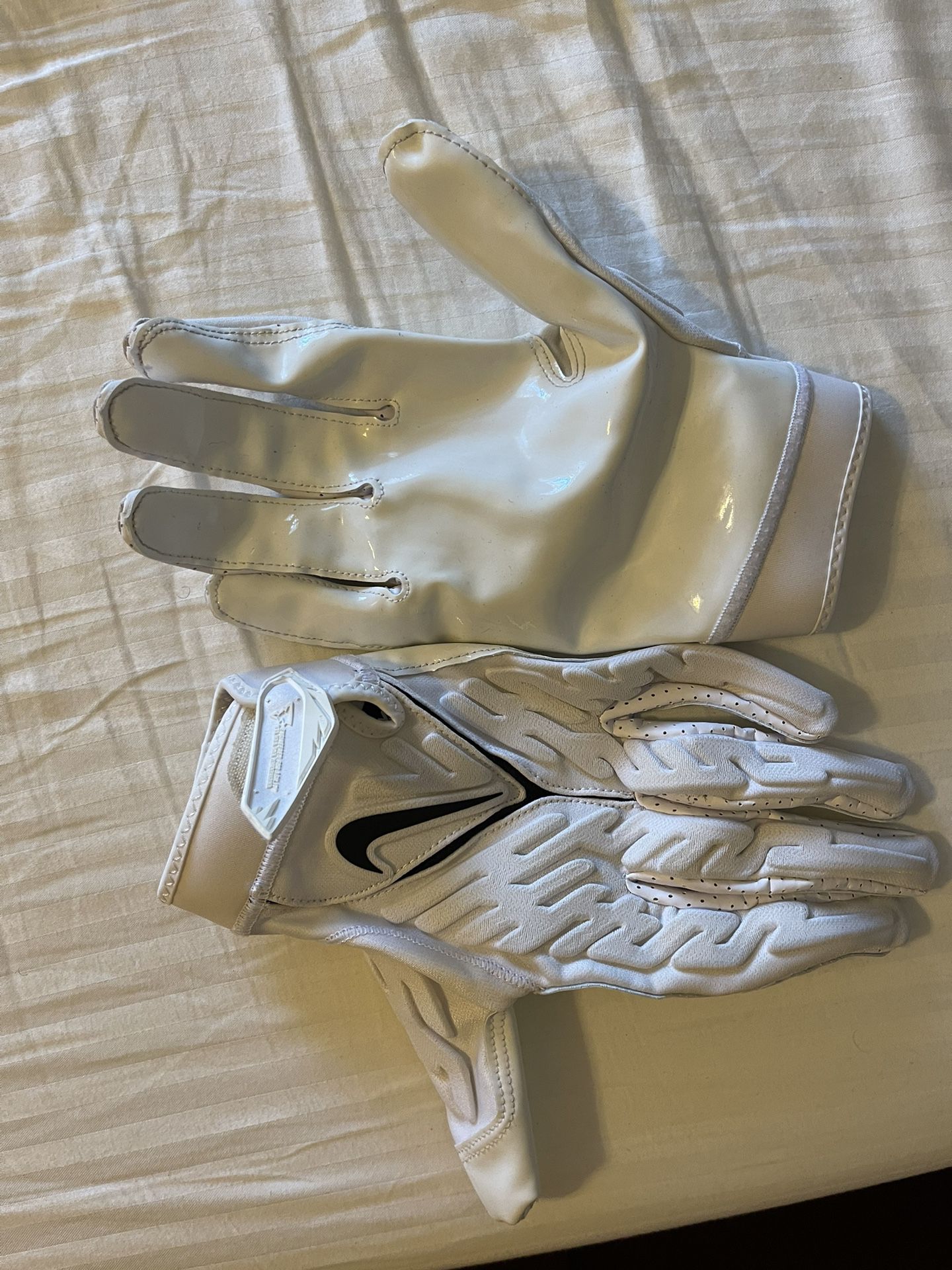Nike Superbad 6.0 3XL Football Gloves