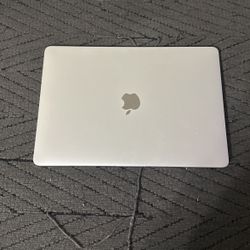 Mac Book 