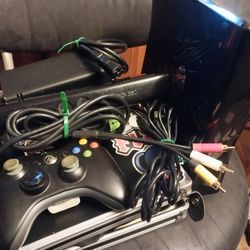 Xbox 360 S With Kinect