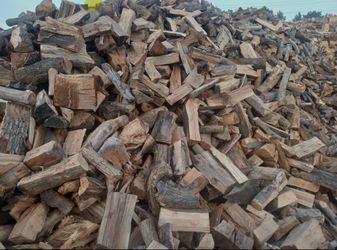 Premium split and dry firewood