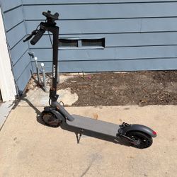 500W Electric Scooter for Adults, Motorized E-Scooter with Dual Suspension Absorption, 22MPH Top Speed, 31 Mile Range, 10-Inch Solid Tires, Smart App 