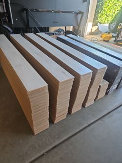 400ft ²of Beautiful laminate floors