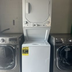 GE Stacked Washer and Dryer Unit