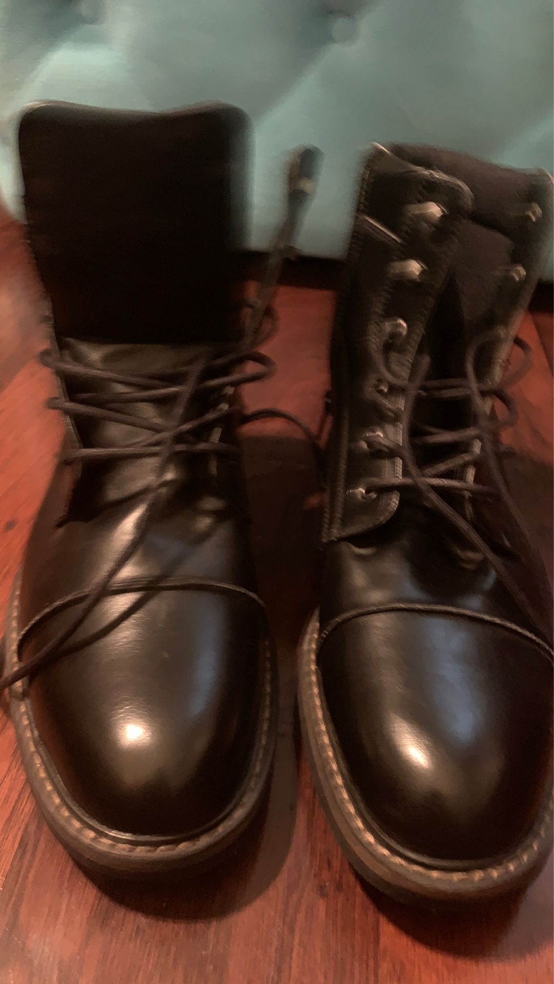 Men's boots, Sz 10