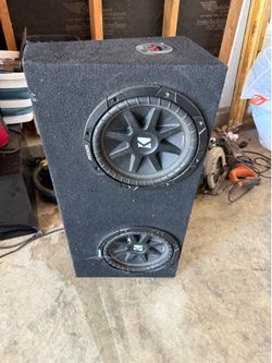 Kicker subs and box