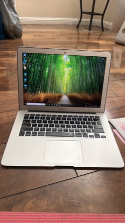 Apple MacBook Air duel operating system