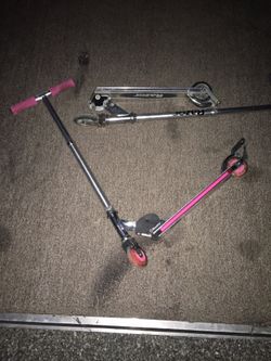 Fold up razor scooters nice only $15 each