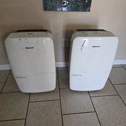 Hisense large area dehumifier dh 70KP1LE 70 PT capacity 2 speed great condition