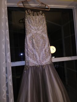 Gorgeous mermaid dress/ gown from Dillard's. Brand new!!