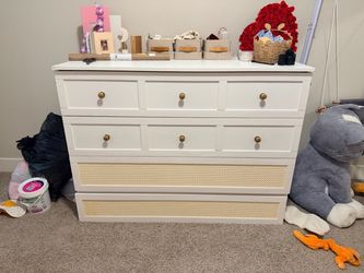 Cabinet Bed / Convertible Dresser Bed – Space Saver!