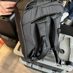 (NEW) Osprey travel Backpack BLACK