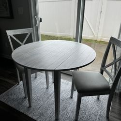 3 Pc Kitchen Table Set - with rug