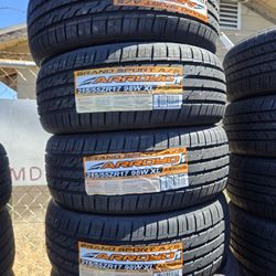 215 55 17 Vendo Set De Llantas NUEVAS De La Marca ✅️ Arroyo 