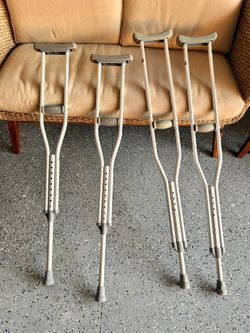 Crutches 