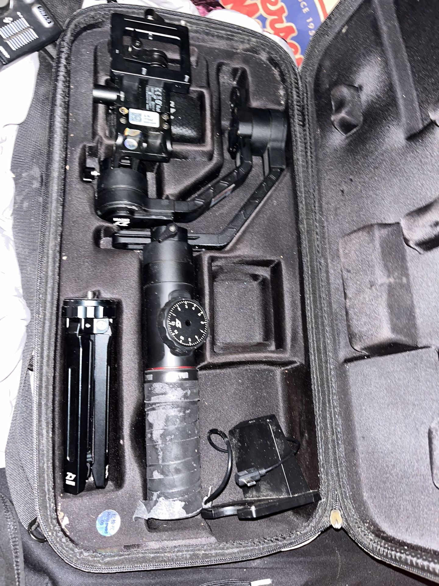 ZHIYUN CRANE 2 FOR CAMERAS 3-AXIS STABILIZER GIMBAL WITH FOLLOW FOCUS