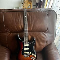 Fender Stratocaster Sunburst Sparkle Brand New 