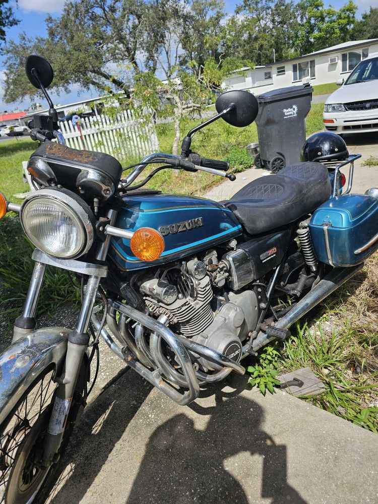 1977 Suzuki Gs750