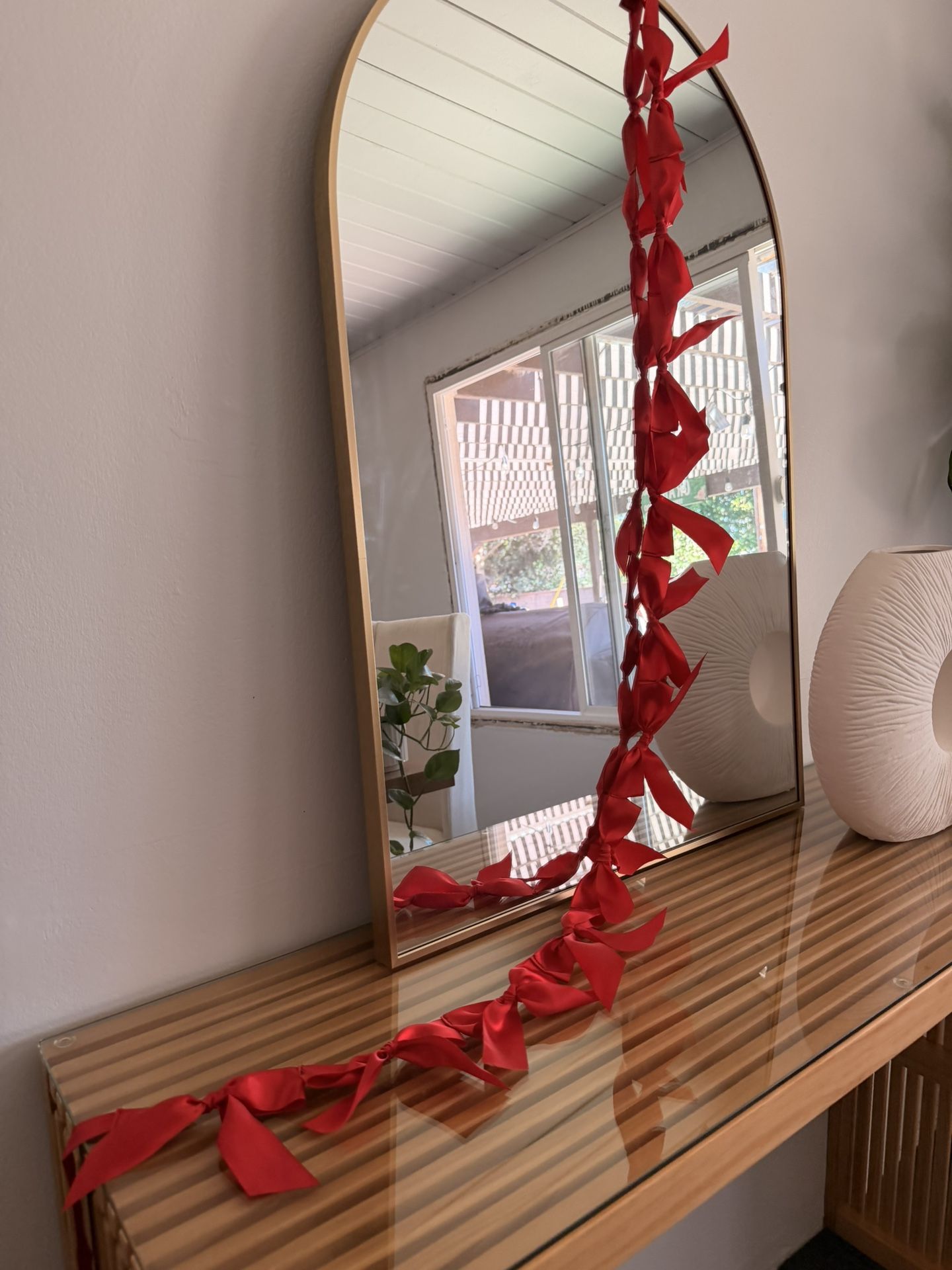 Bow Garland , Christmas , Birthday Parties