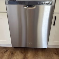 Whirlpool Dishwasher