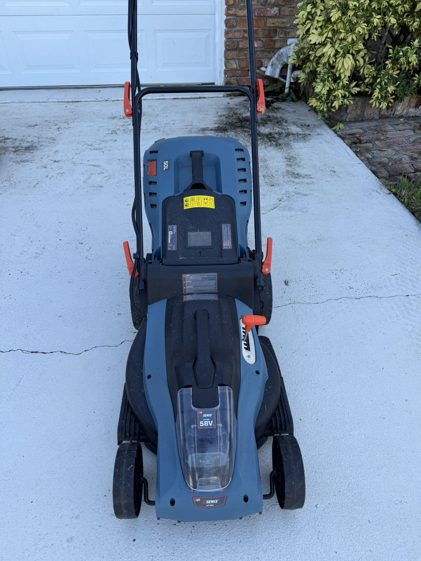 Electric Lawn Mower