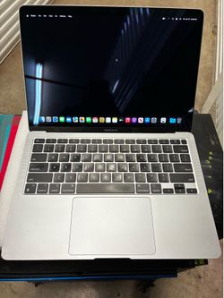 MacBook Air M1 - Used / works perfectly fine